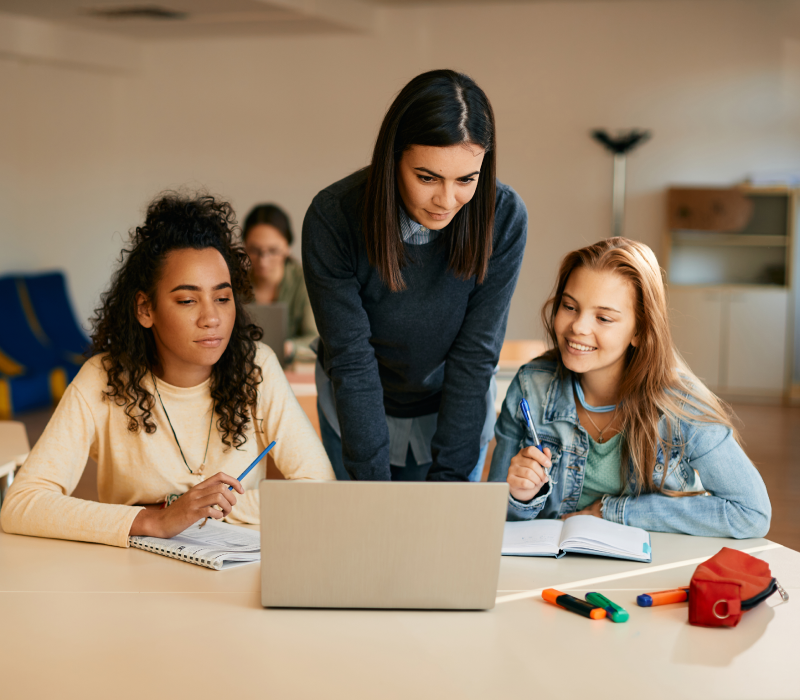 Enseñanza, aprendizaje y trayectoria estudiantil